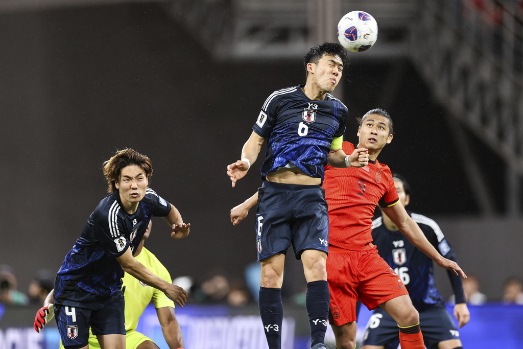 记者：曼城与赫罗纳就外租维托尔-雷斯的谈判进展越来越顺利