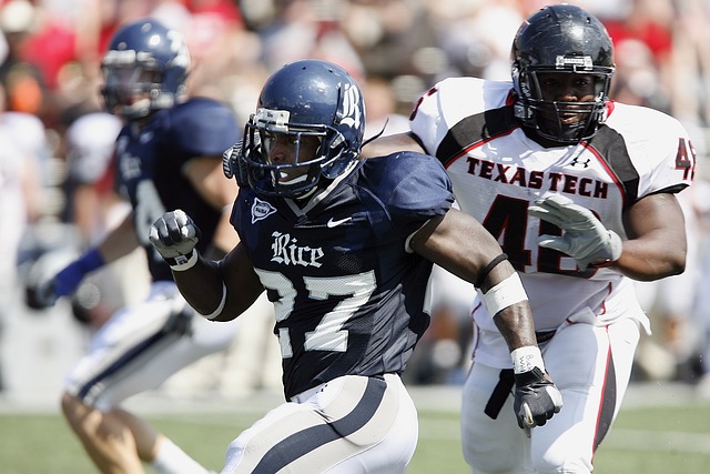 孔蒂：卡拉巴赫是这赛季的欧冠黑马；卢卡库还没做好复出准备